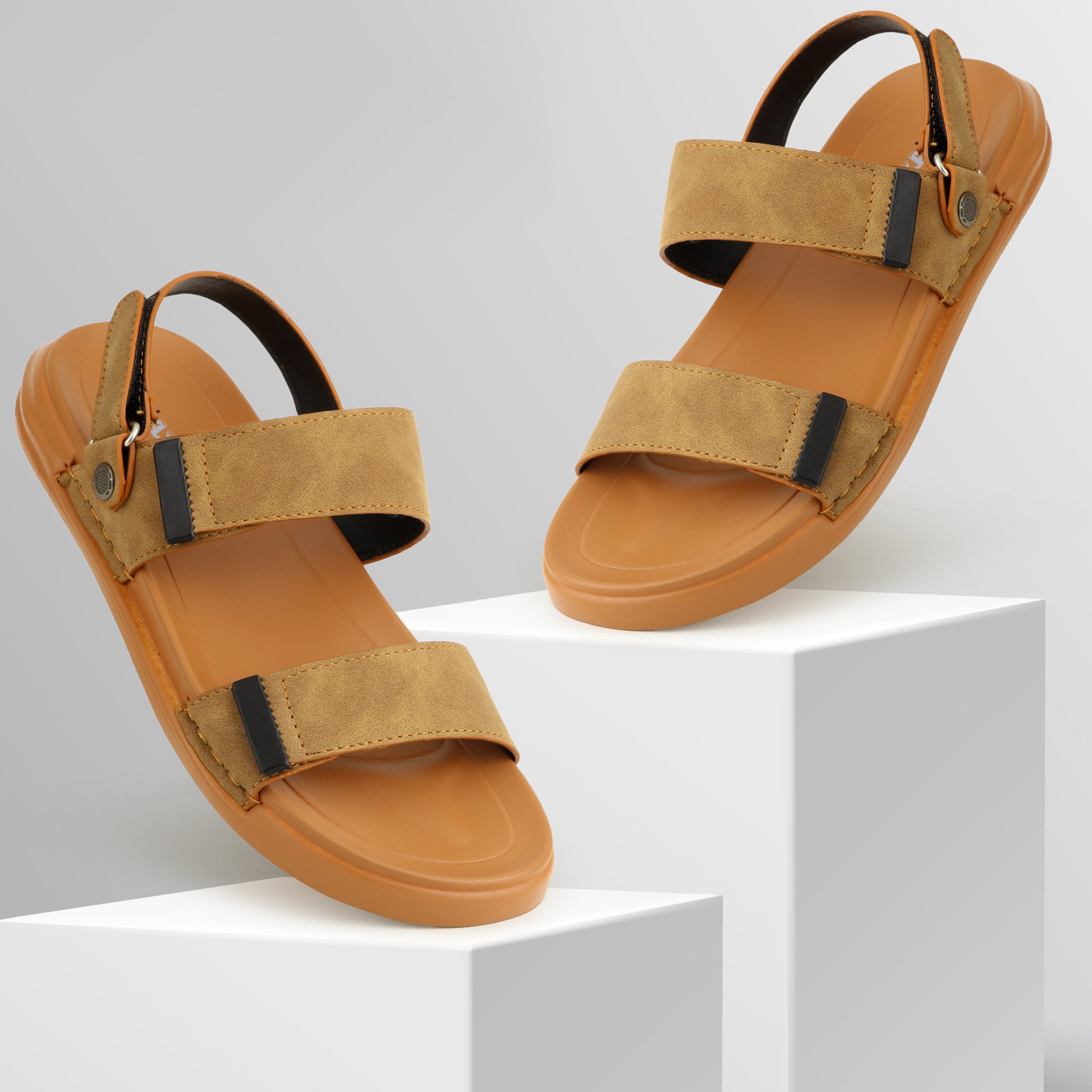 Laxus 700 Suede Touch Sandals